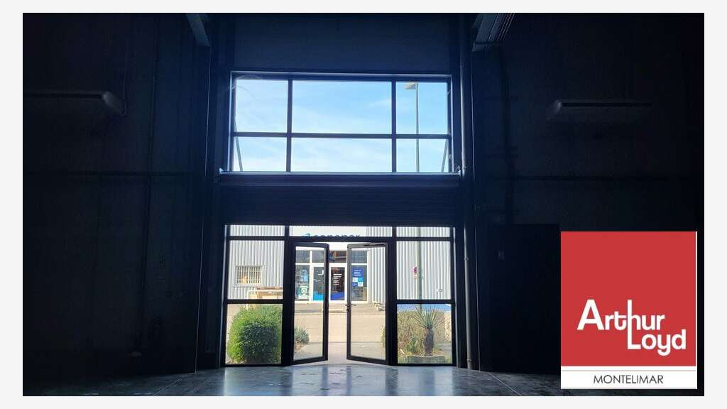 Local commercial 175m² à louer à Montélimar Nord