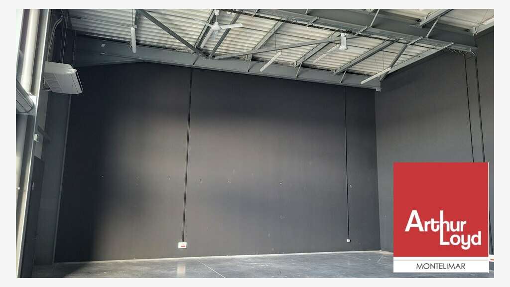 Local commercial 175m² à louer à Montélimar Nord