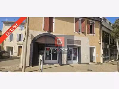 A louer local commercial 90m² à Monteux centre