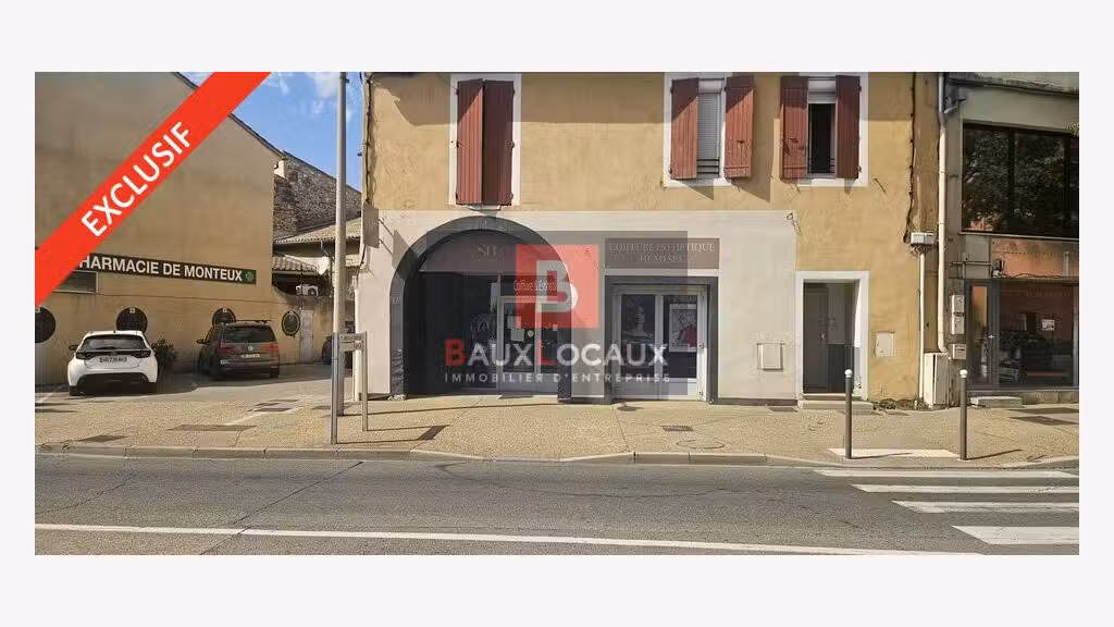 A louer local commercial 90m² à Monteux centre