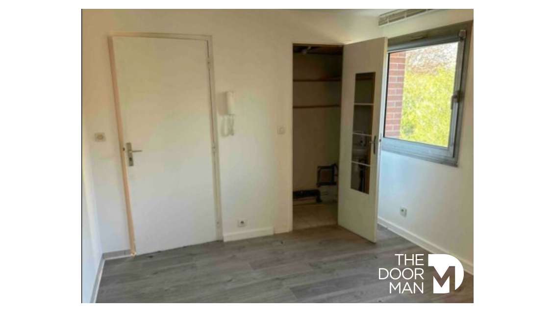 A louer bureaux de 15m² à Montigny-le-Bretonneux