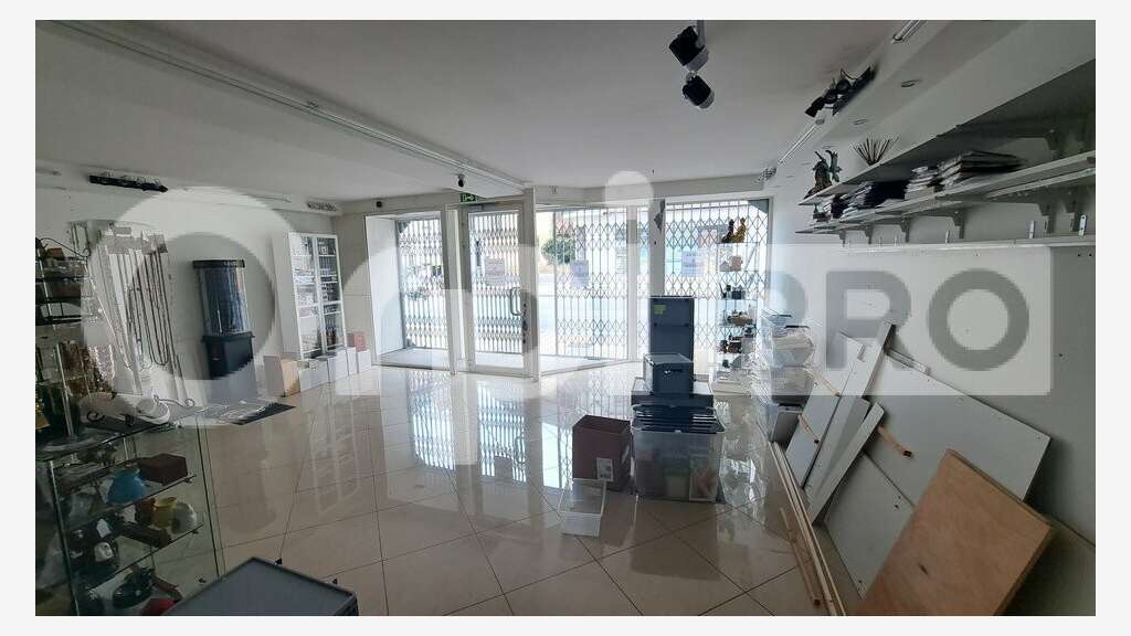Local commercial 75m² à louer à Montluçon centre
