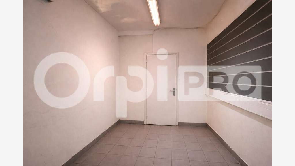 Local commercial 133m² Hyper centre de Montluçon
