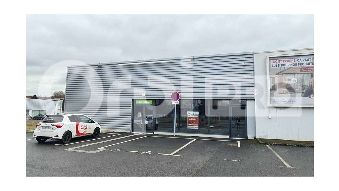 LOCAL COMMERCIAL à louer dans le 03