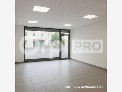 Local commercial 50m² avec hotte à Montluçon 