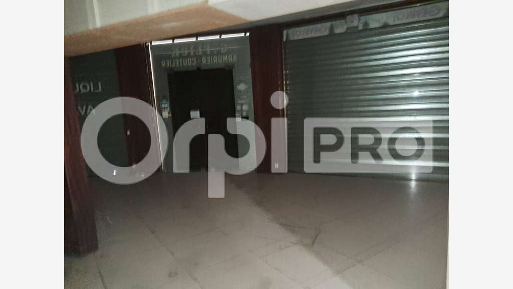 A louer local commercial de 92m² à Monluçon