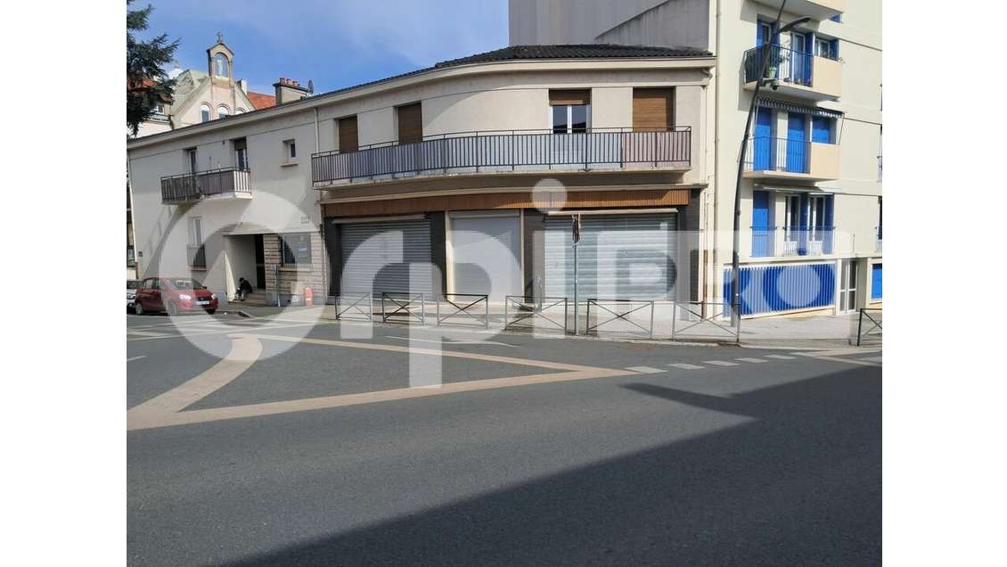 A louer local commercial de 92m² à Monluçon