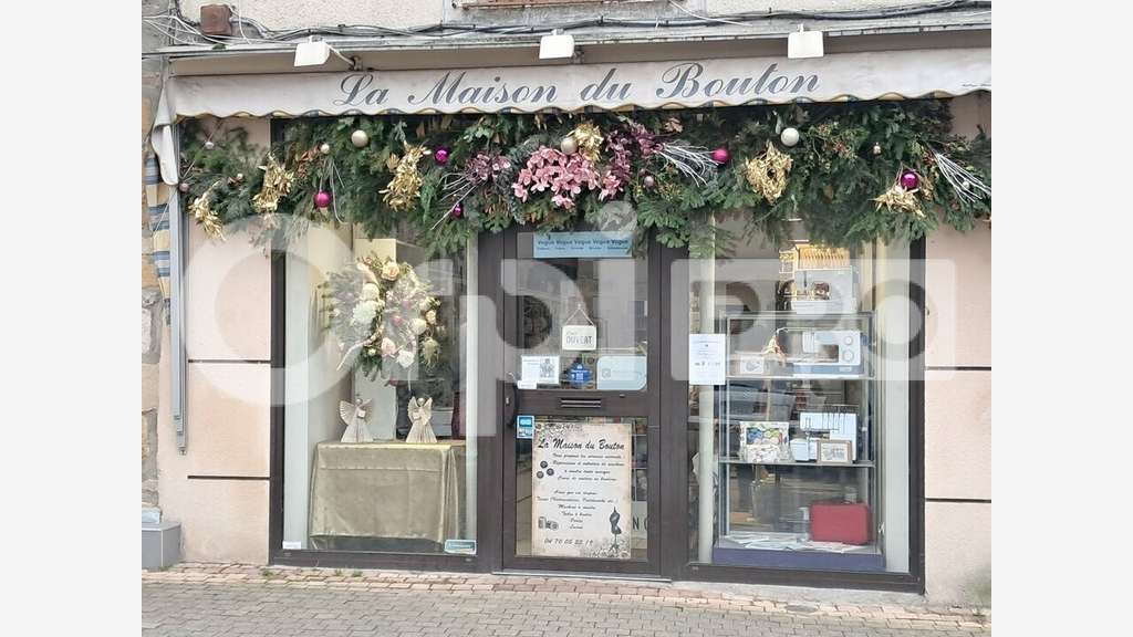 Loue local cial 90m² idéalement situé à Montluçon