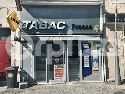 LOCAL COMMERCIAL à louer dans le 03