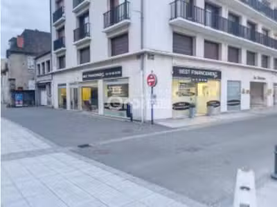 Local commercial 100m² à louer à Montluçon centre