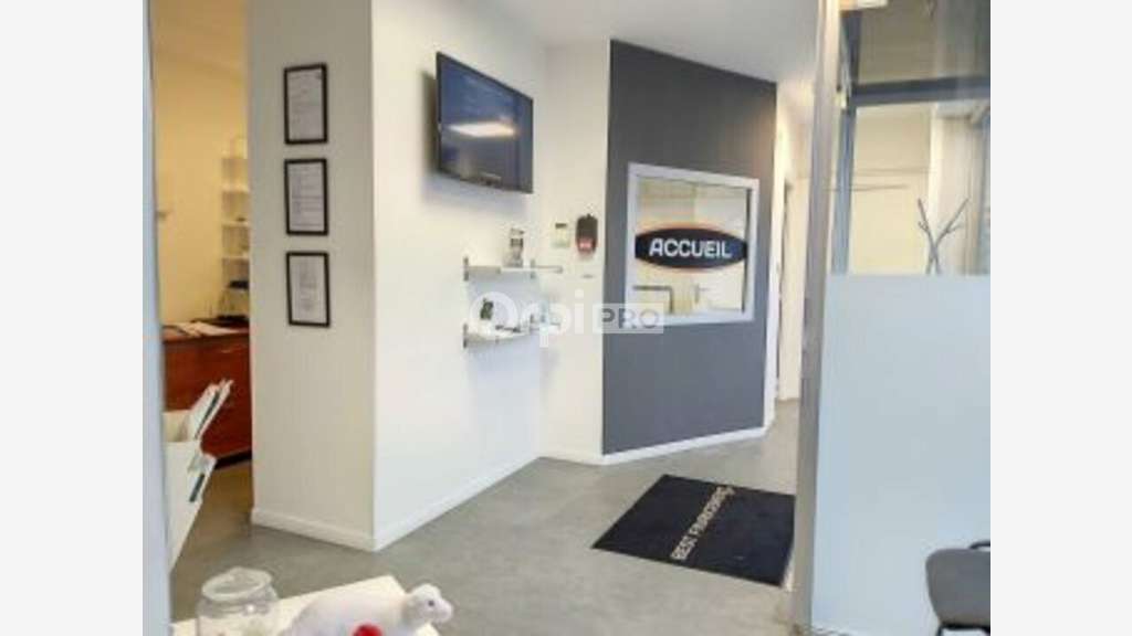 Local commercial 100m² à louer à Montluçon centre
