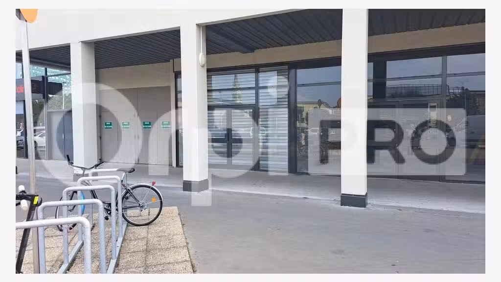 A louer boutique de 40m² centre cial à Montluçon