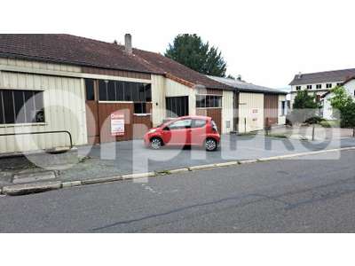 Location Locaux d'activités - Entrepôts à Montmarault