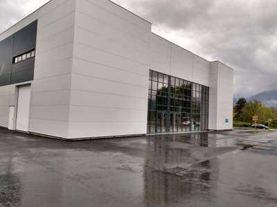 Local commercial 576m² à louer proche Montmelian