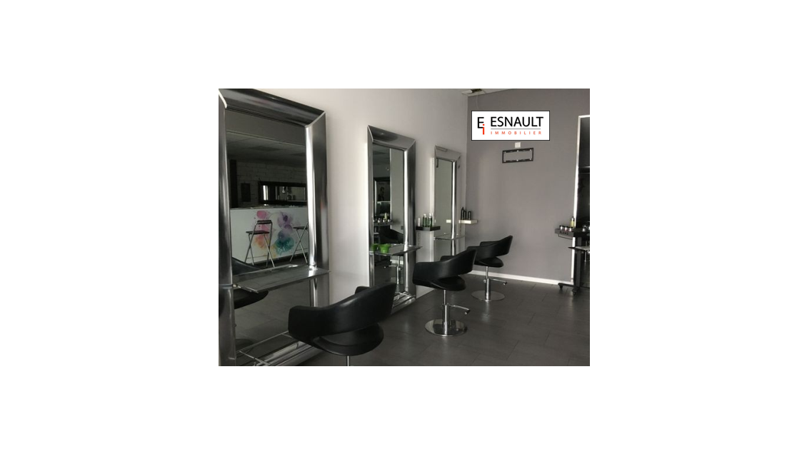 Location commerce 92m² équipé coiffure Montpellier
