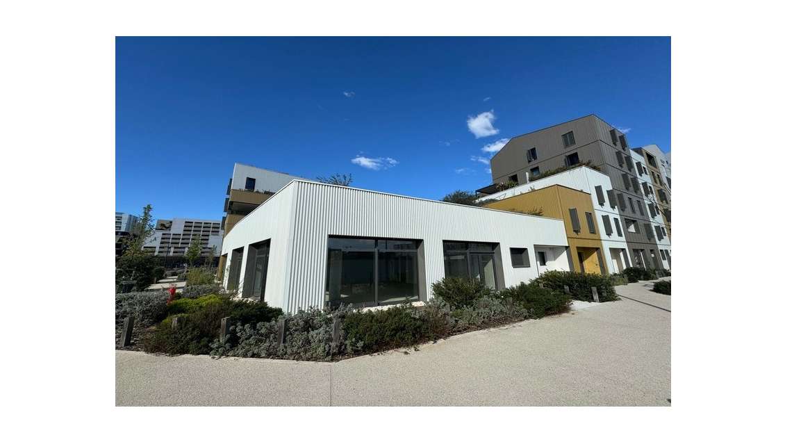 LOCAL COMMERCIAL à louer dans le 34