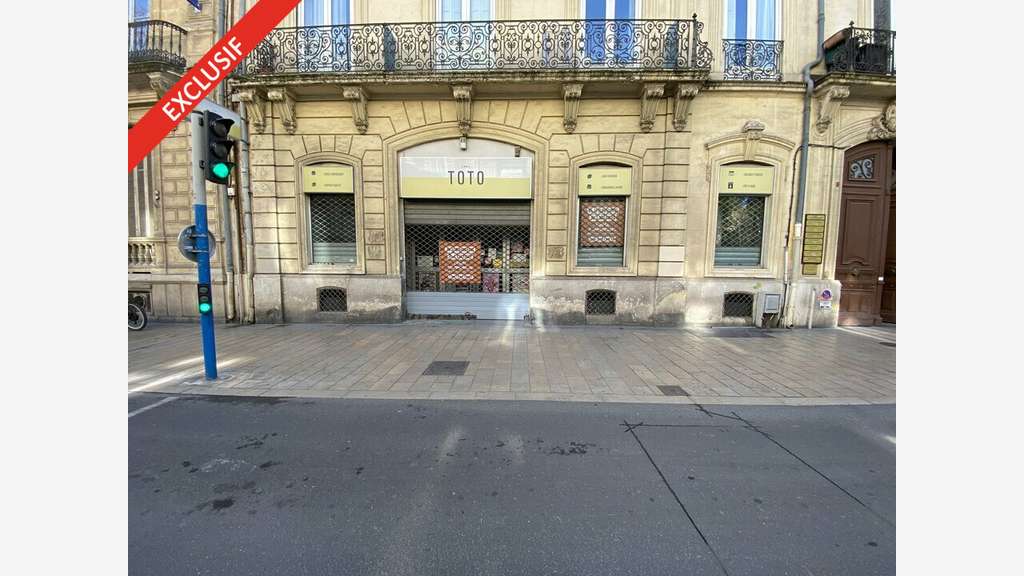 Local 251m² à louer bonne visibilité à Montpellier