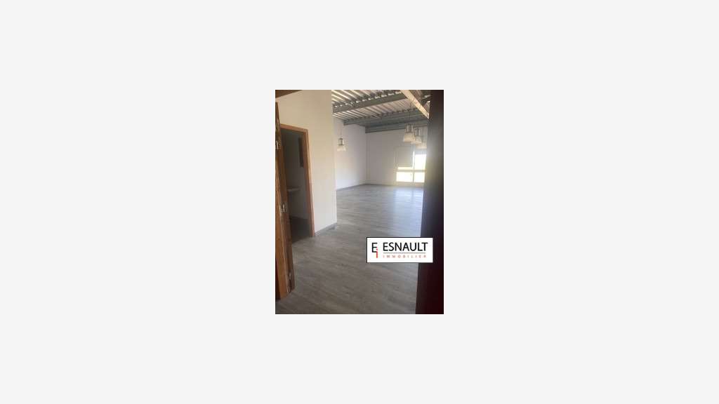 A louer bureaux 150m² à Montpellier Sud A9 