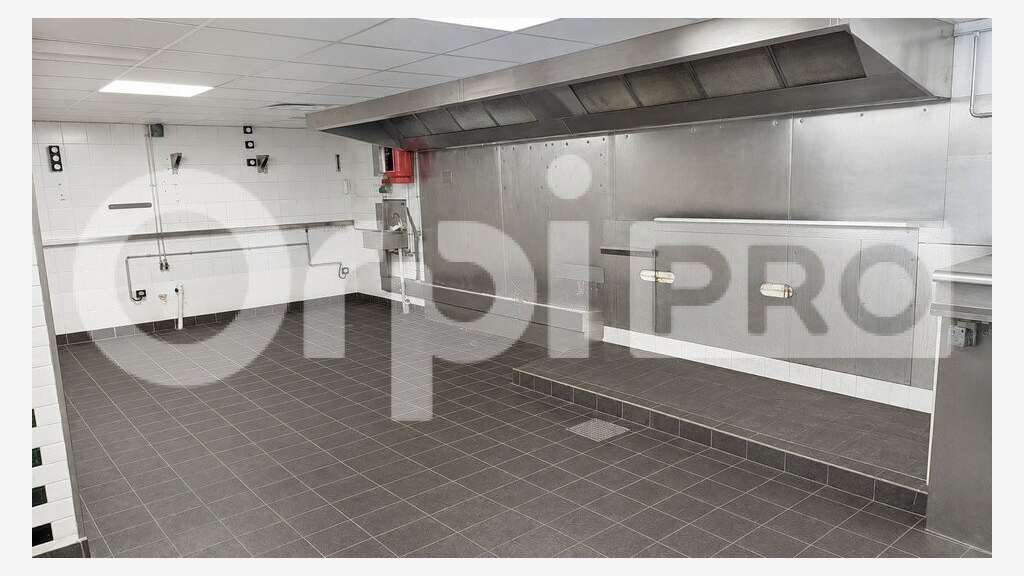 MONTPELLIER - LOCAL COMMERCIAL à louer