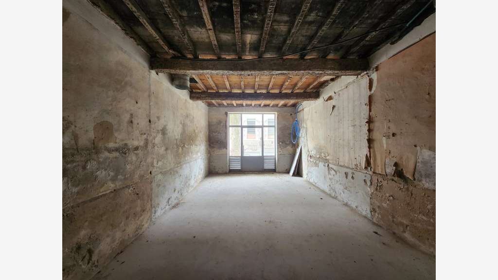 Location local 30m² extraction centre Montpellier