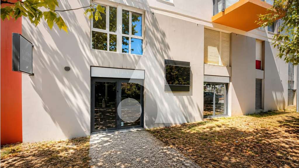 LOCAL COMMERCIAL À MONTPELLIER OVALIE ? 73 m² ? P