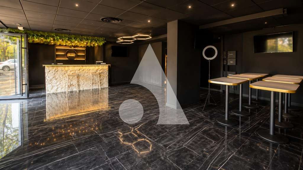 LOCAL COMMERCIAL À MONTPELLIER OVALIE ? 73 m² ? P