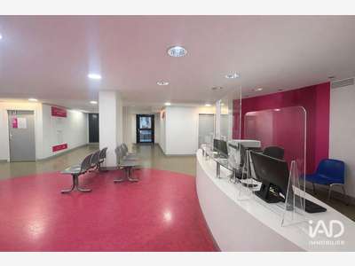 Location bureaux locaux activités 1330m² Montreuil
