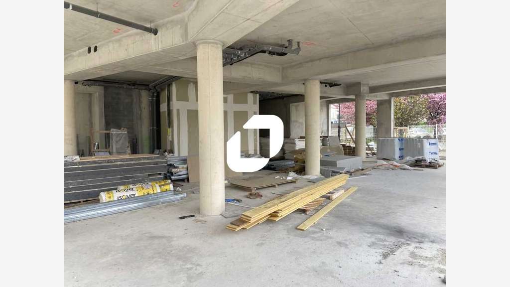 A louer Local commercial 270m² Montreuil