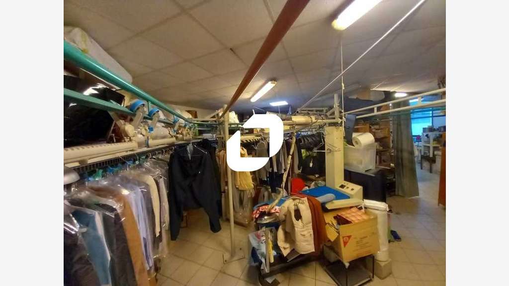 A louer Local commercial 143m² Montrouge