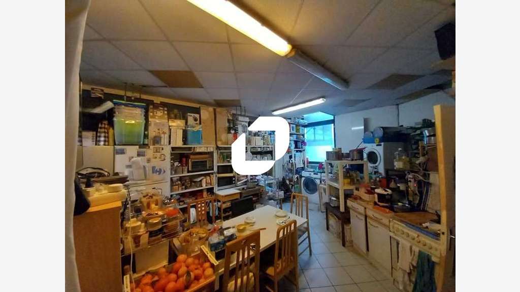 A louer Local commercial 143m² Montrouge