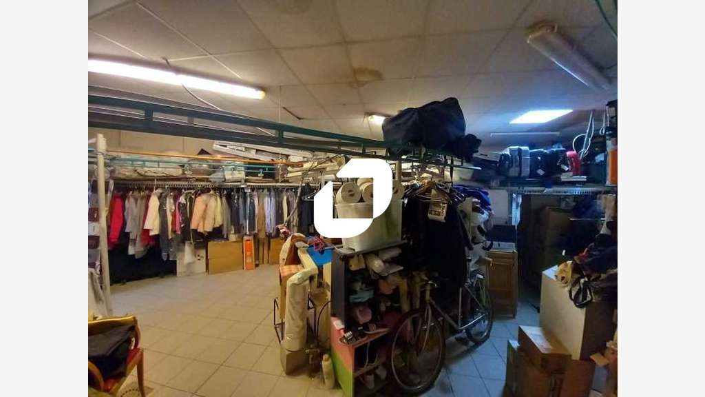 A louer Local commercial 143m² Montrouge
