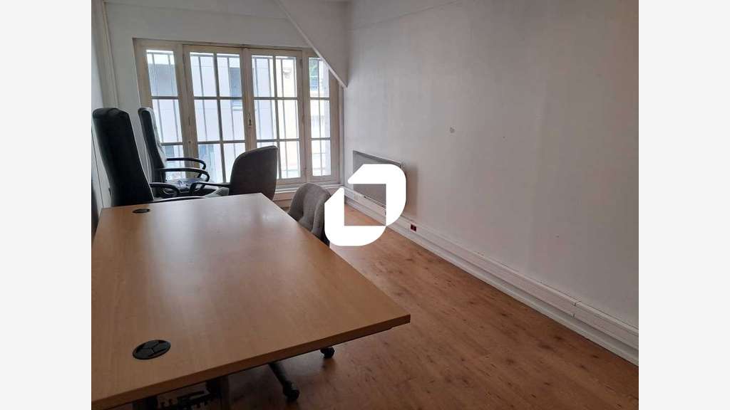 A louer Local commercial 354m² Montrouge
