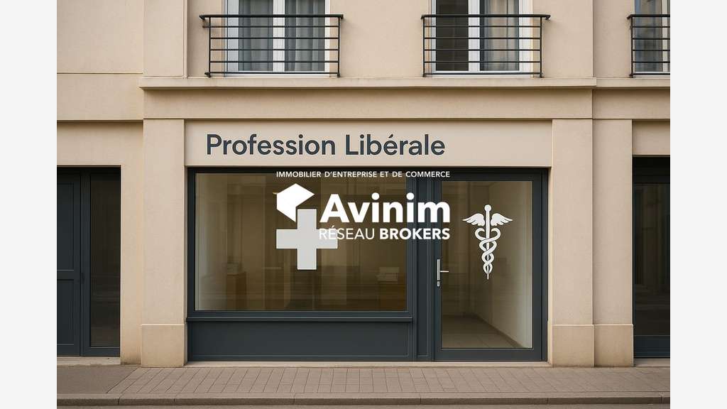 Local très belle visibilité 220m² à Montsoult