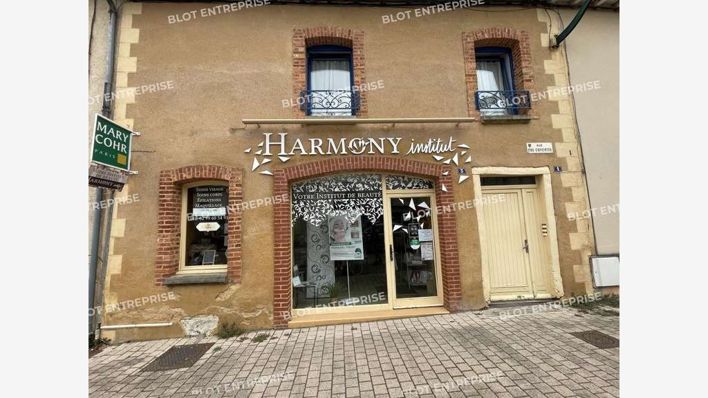 Mordelles centre, local commercial de 47 m² à l