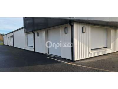 Location Locaux d'activités - Entrepôts à Morlaàs