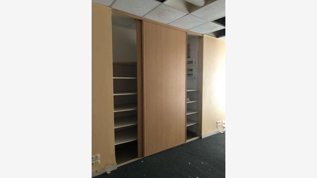Location local commercial bureaux 231m² à Morlaix