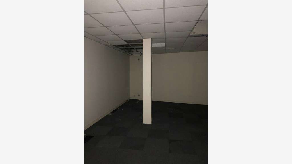 Location local commercial bureaux 231m² à Morlaix