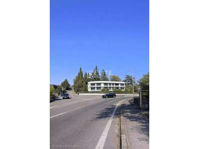 Location Locaux commerciaux - Boutiques à Mouans-Sartoux