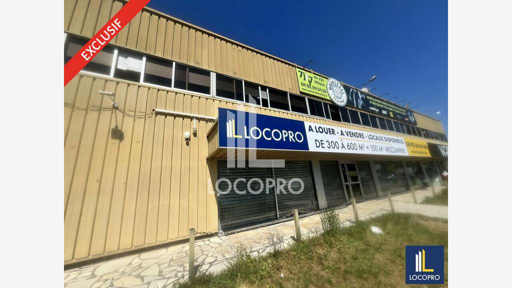 Local commercial 300m² à louer à Mougins