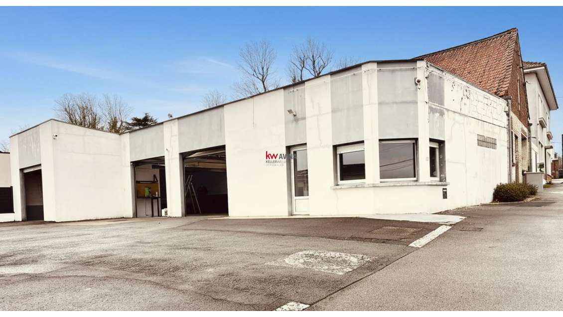 Local commercial 165 m² – Axe Saint-Omer – Empl