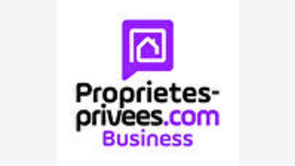 A louer local commercial 1110m² centre Mulhouse