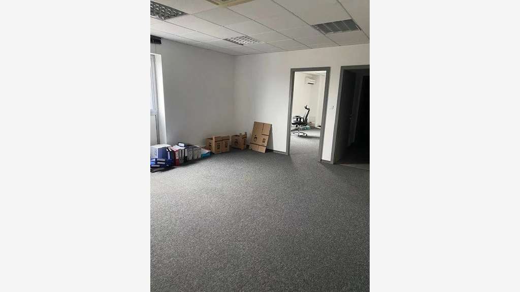 Loue local d'activité 470m² Mundolsheim Marechaux