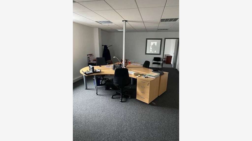 Loue local d'activité 470m² Mundolsheim Marechaux