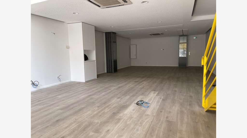 A louer superbe local 235m² au centre de Nancy