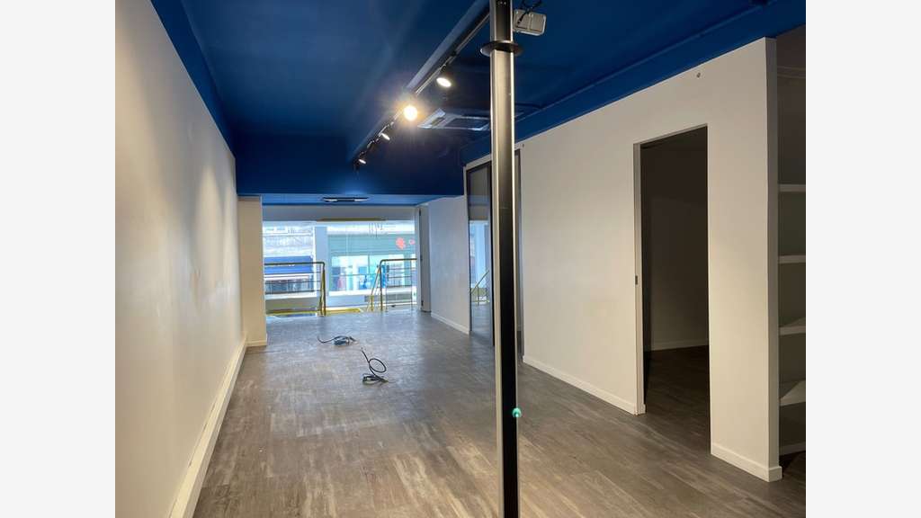 A louer superbe local 235m² au centre de Nancy