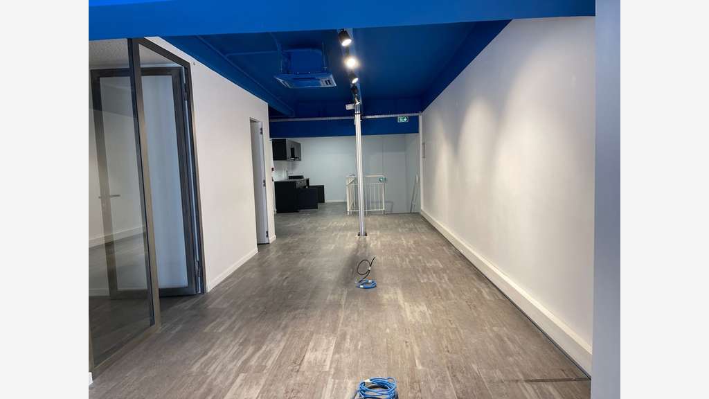 A louer superbe local 235m² au centre de Nancy