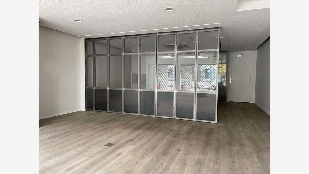 A louer superbe local 235m² au centre de Nancy