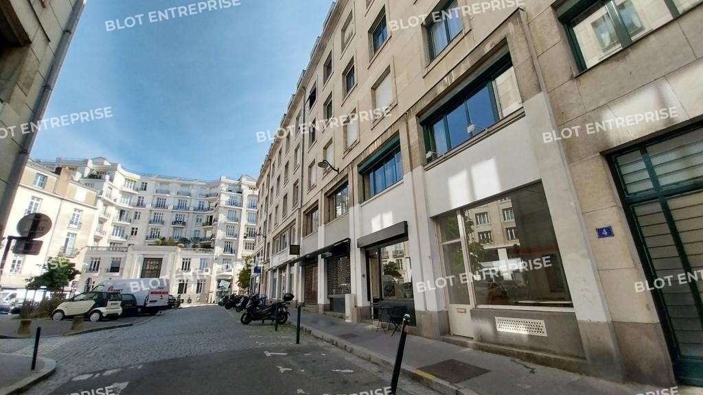 A louer locaux commerciaux 26m² à Nantes Graslin