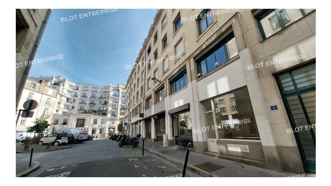 A louer locaux commerciaux 26m² à Nantes Graslin  