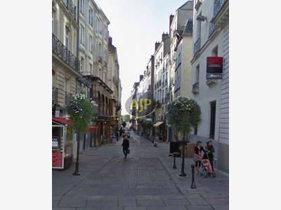 A louer local commercial 86m² à Nantes hypercentre